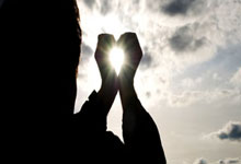 炒股票杠杆平台:按月配资-央行：2月4日将开展8000亿元买断式逆回购操作